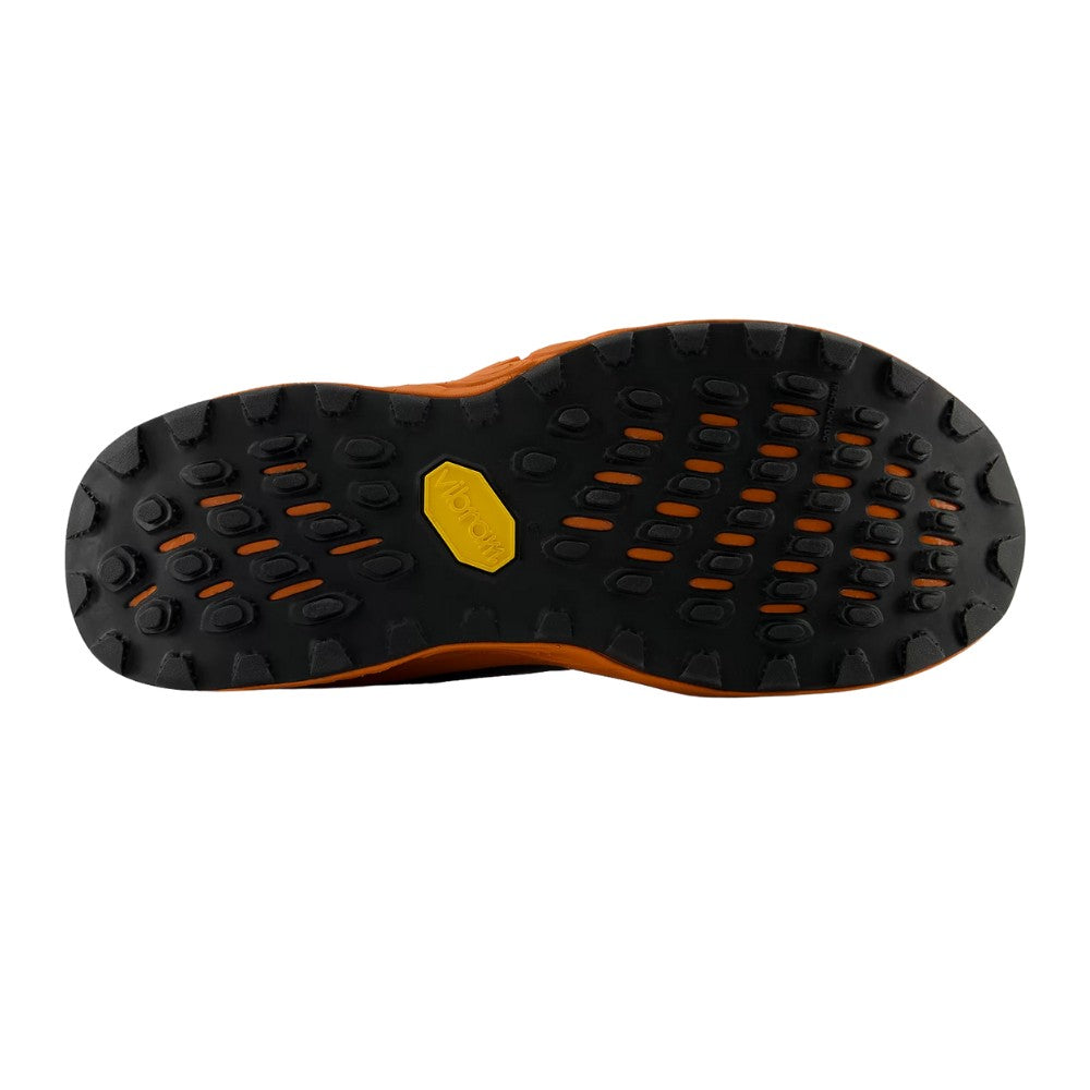 NEW BALANCE M Hierro V8 2E Width BLACK/ORANGE
