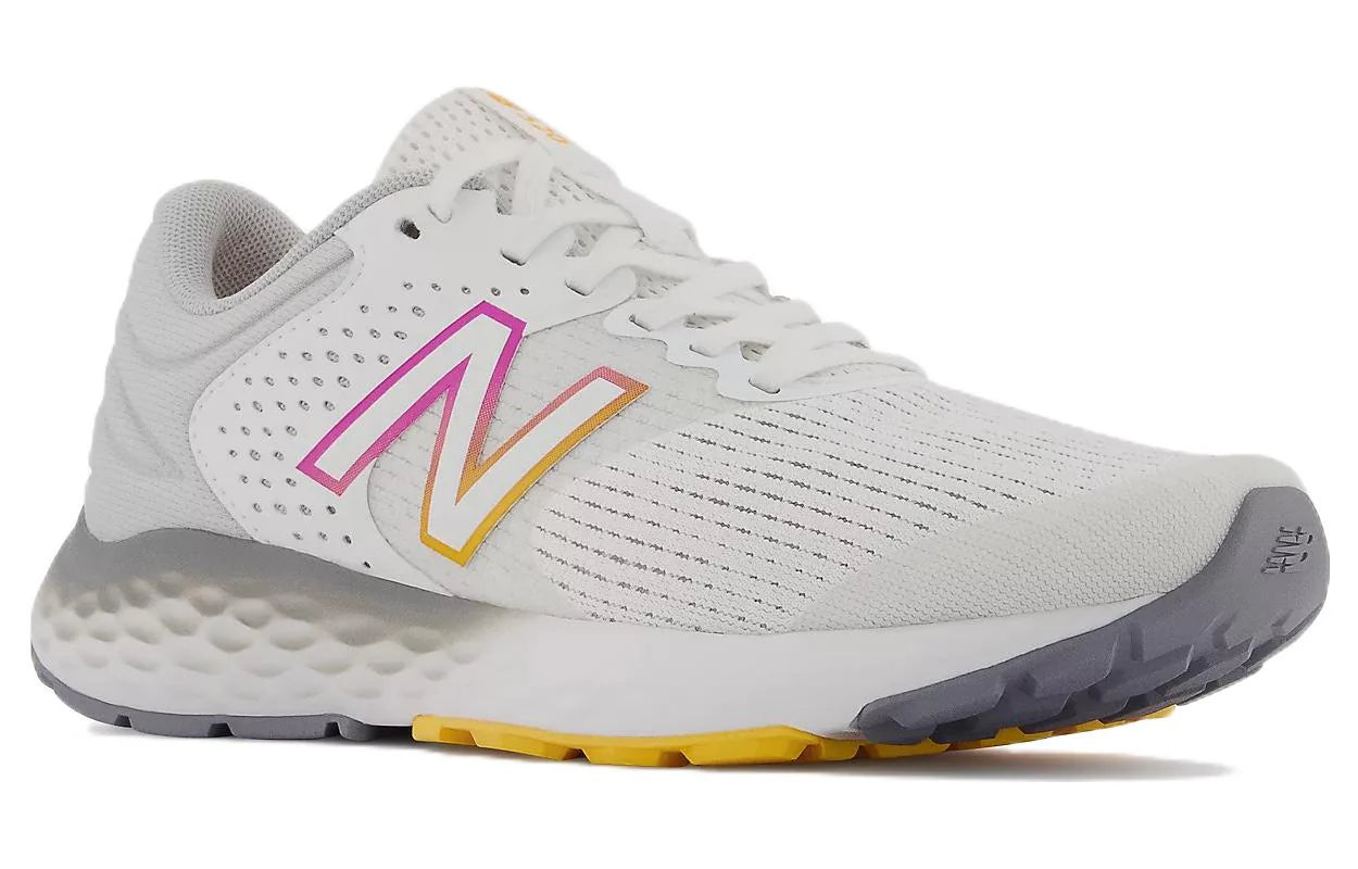 NEW BALANCE W W520RW7