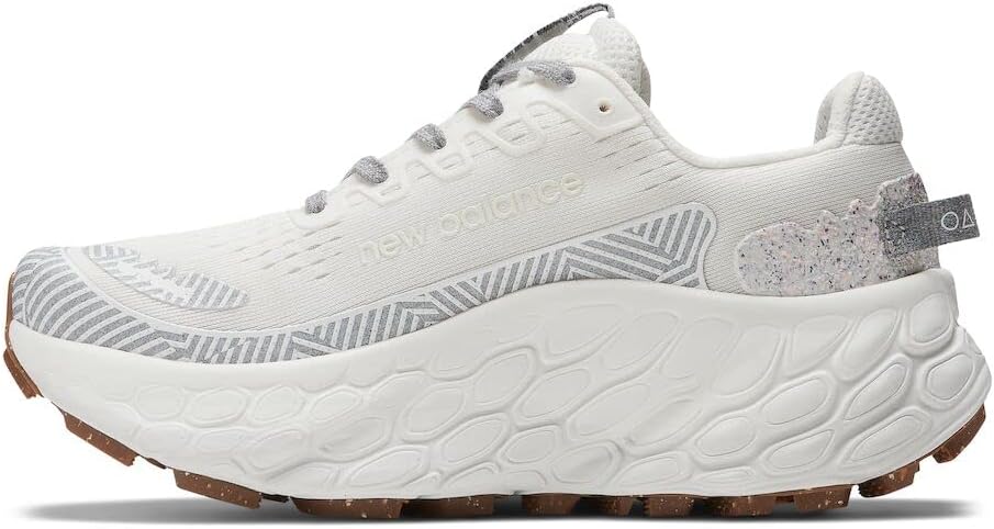 NEW BALANCE W W More V3