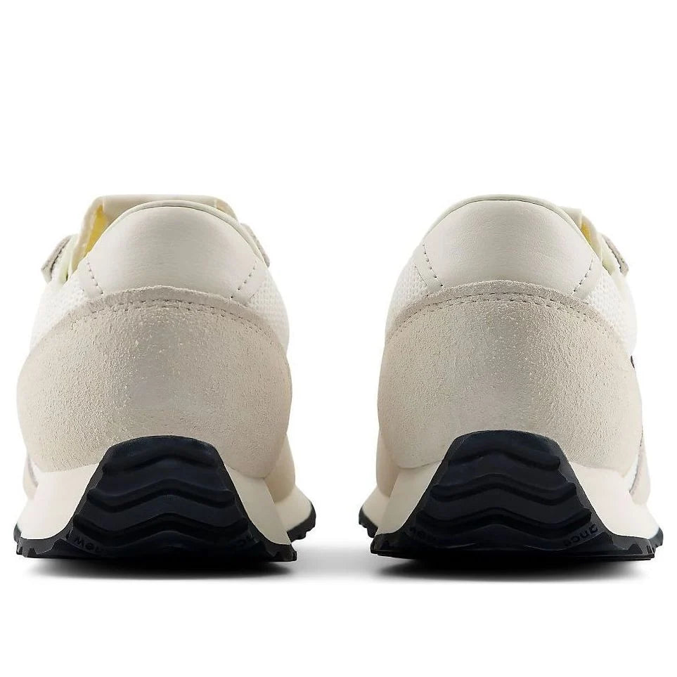 NEW BALANCE U U4718Y4