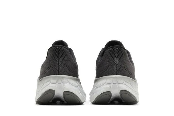 NEW BALANCE M More V4 (2E) M BLACK/WHITE
