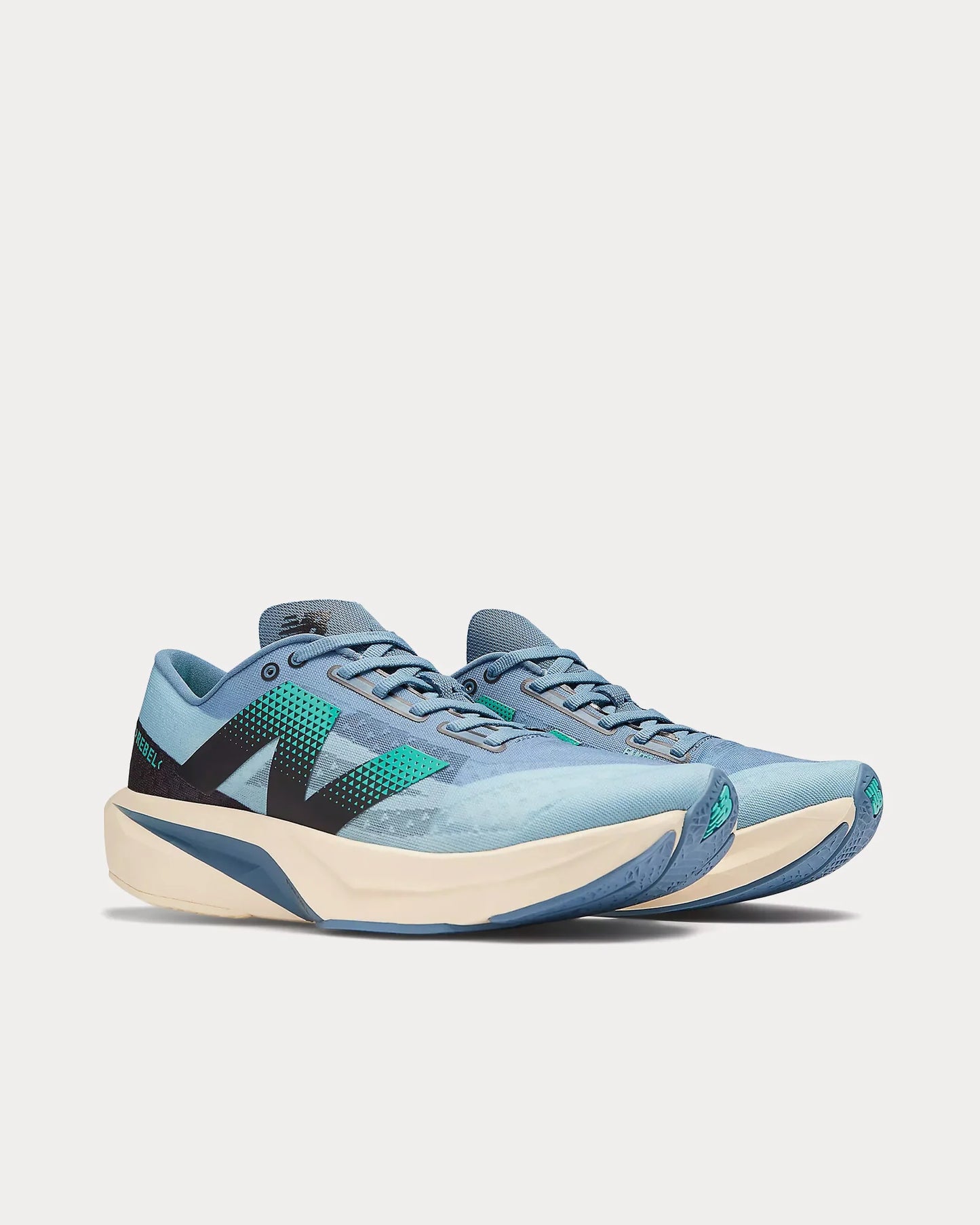 NEW BALANCE M MFCXCH4 D
