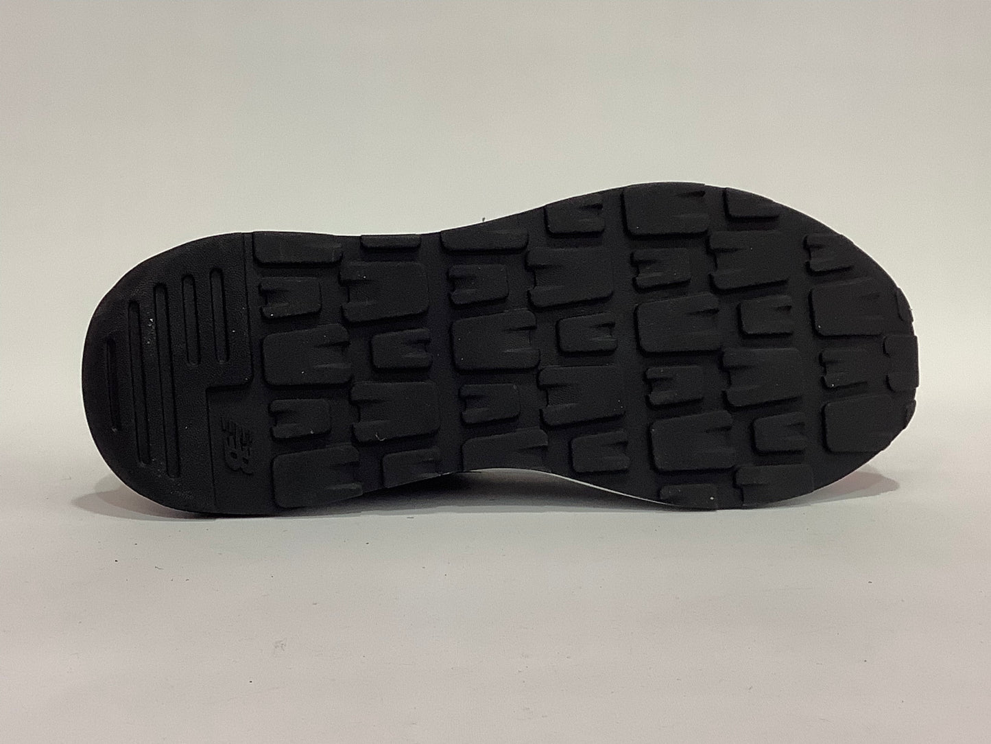 NEW BALANCE M M5740GB
