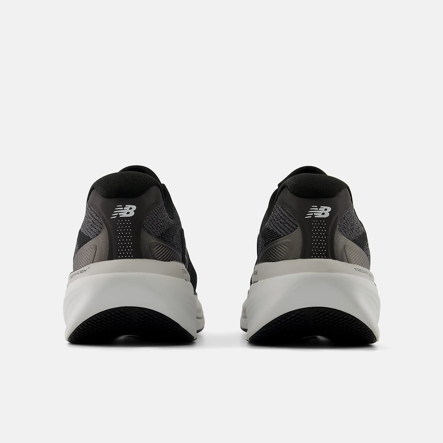 NEW BALANCE M M860 V15 (2E) BLACK/WHITE