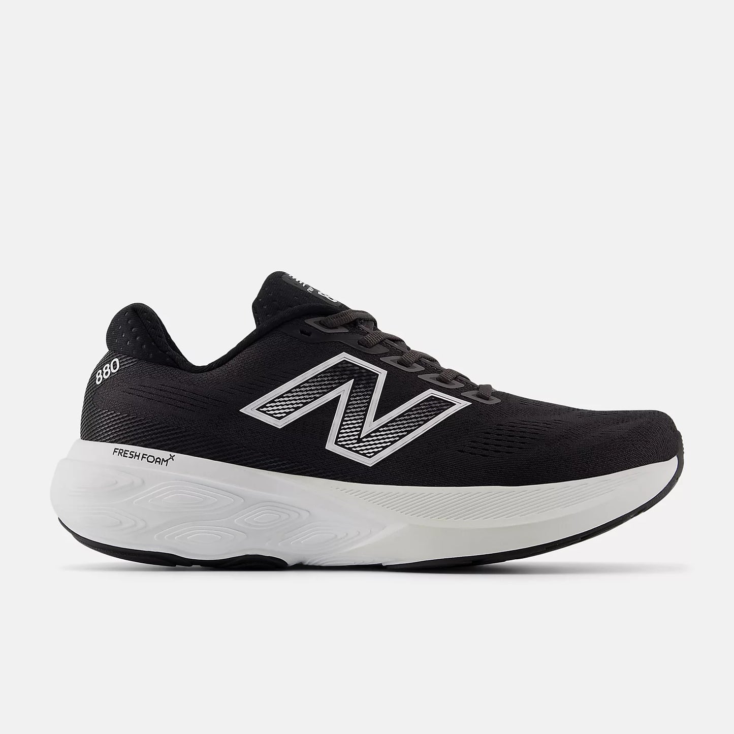 NEW BALANCE M M880B15 4E BLACK/WHITE