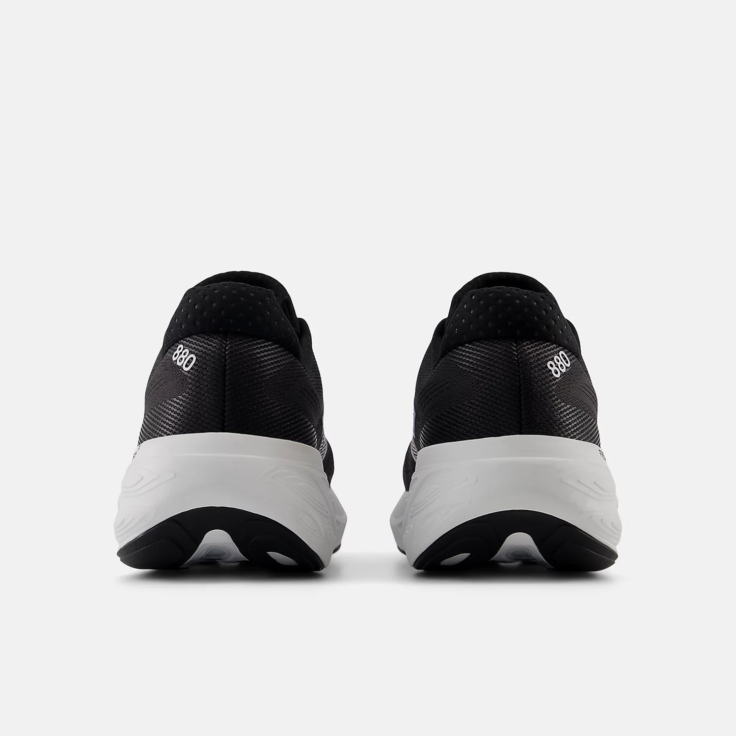 NEW BALANCE M 880 V15 2E BLACK/WHITE