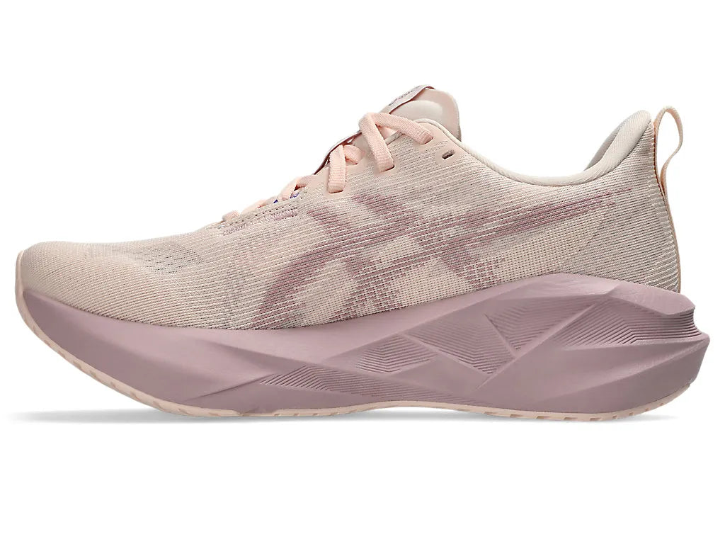 ASICS W Novablast 5 (b) PEARL PINK/MORGANITE