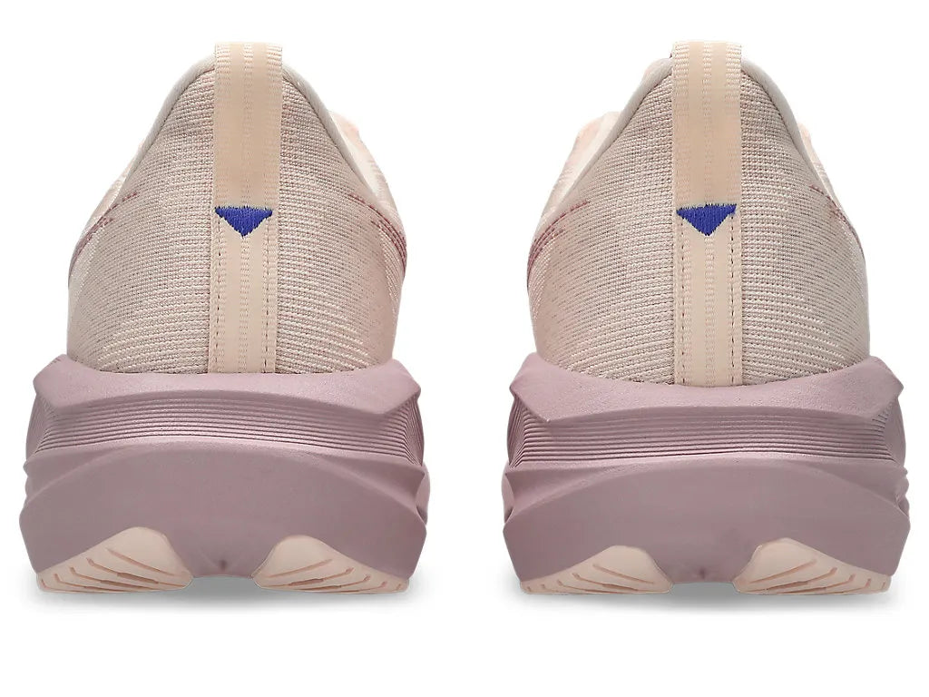 ASICS W Novablast 5 (b) PEARL PINK/MORGANITE