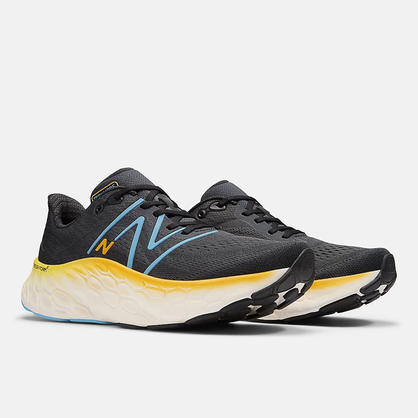 NEW BALANCE M More V4