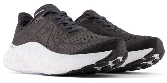 NEW BALANCE W W More V4 D