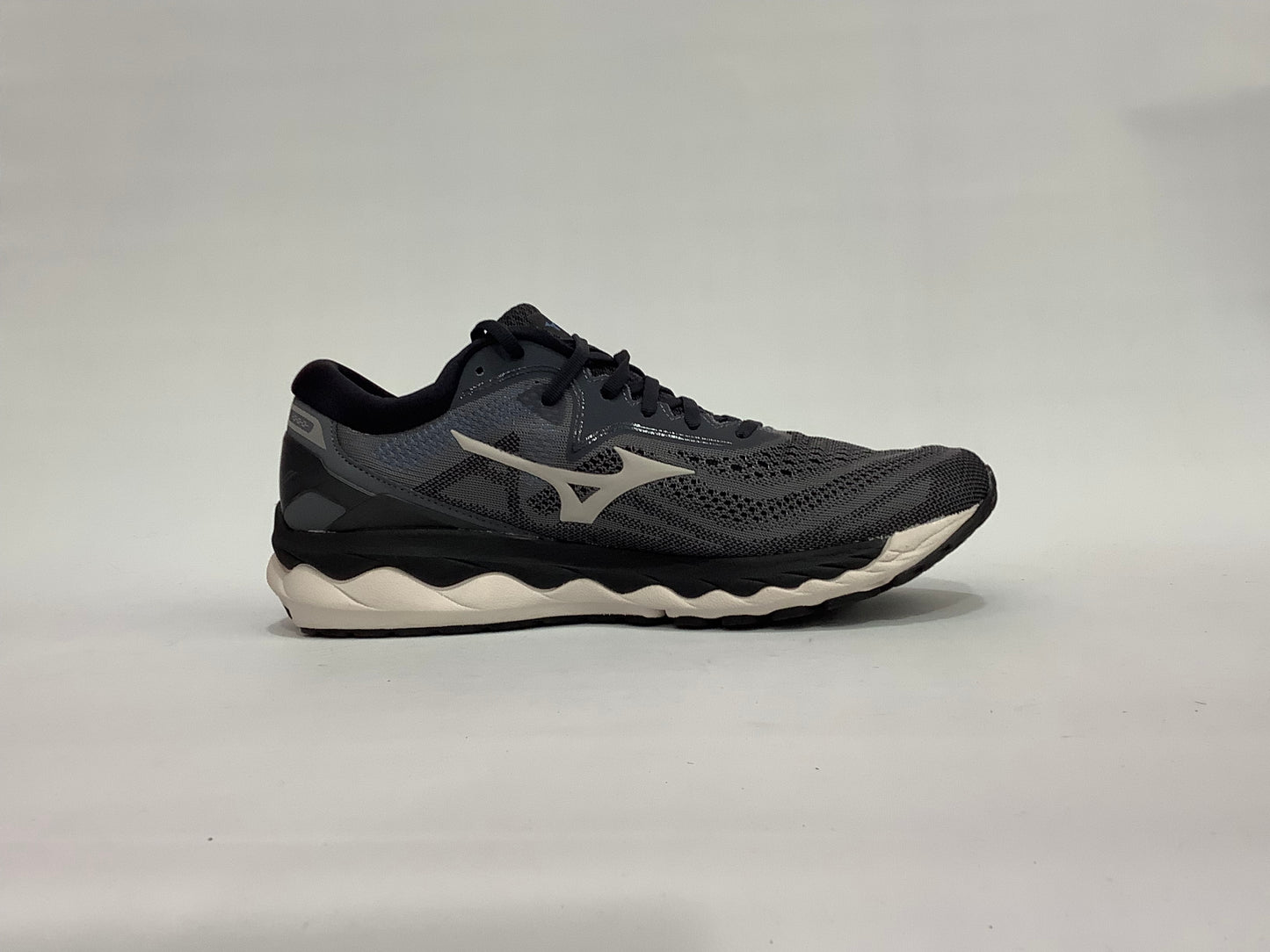 MIZUNO M Wave Sky 4 M